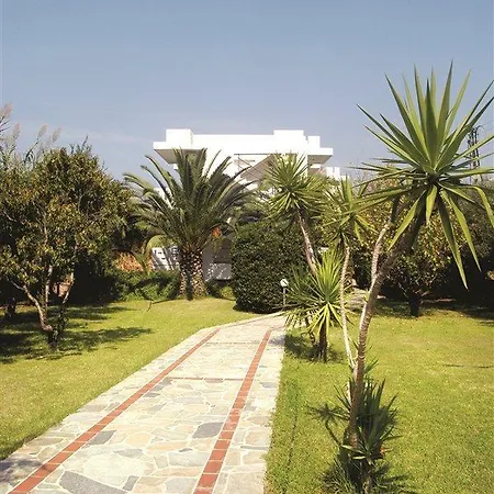 Proimos Apartments 2*